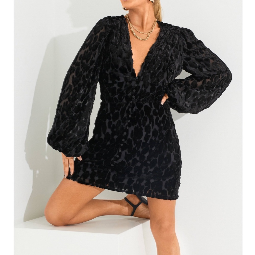NWT Bardot Leo Burnout Velvet Long Sleeve Minidress in Black | 6